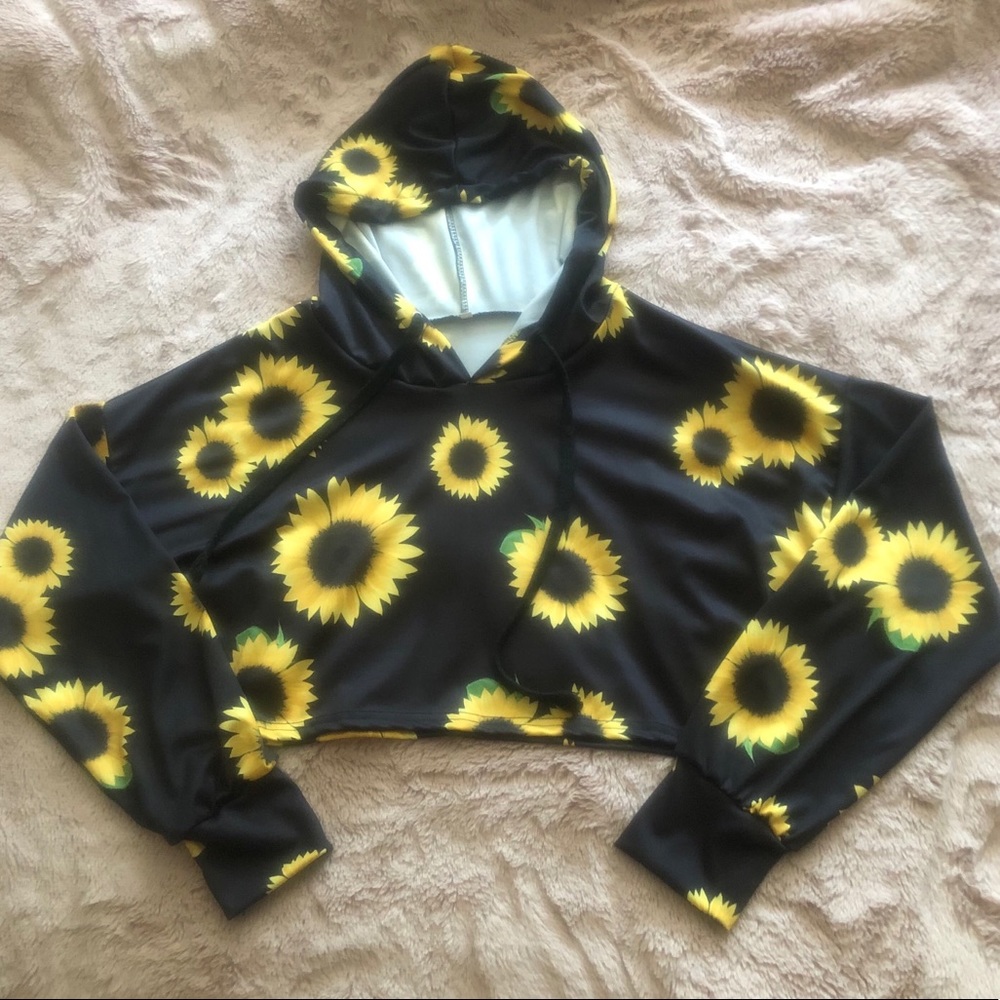 Sunflower Crop Hoodie 🌻🖤